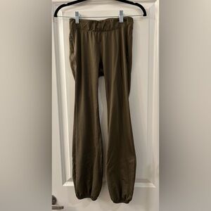 Free People Movement Lets Bounce Bubble Pants